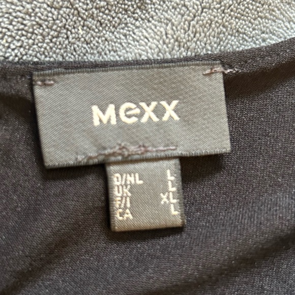 Mexx size Large sequin front dress. Hits mid thigh. - Picture 3 of 3
